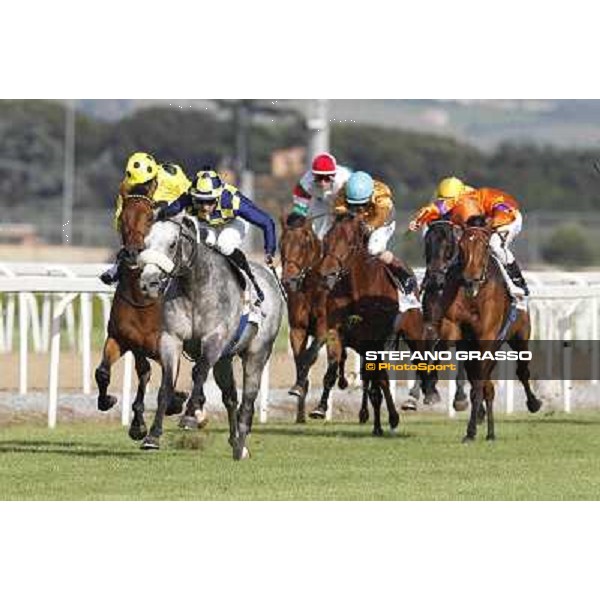 Fabio Branca and Crakerjack King wins the Premio Presidente della Repubblica GBI Racing Rome - Capannelle racecourse, 13th may 2012 ph.Stefano Grasso