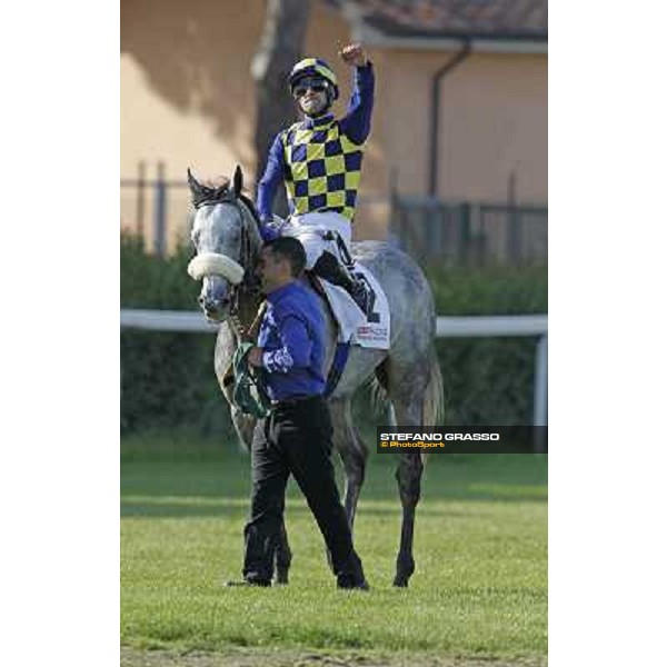 Fabio Branca and Crakerjack King wins the Premio Presidente della Repubblica GBI Racing Rome - Capannelle racecourse, 13th may 2012 ph.Stefano Grasso