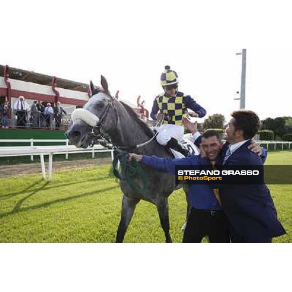 Fabio Branca and Crakerjack King wins the Premio Presidente della Repubblica GBI Racing Rome - Capannelle racecourse, 13th may 2012 ph.Stefano Grasso