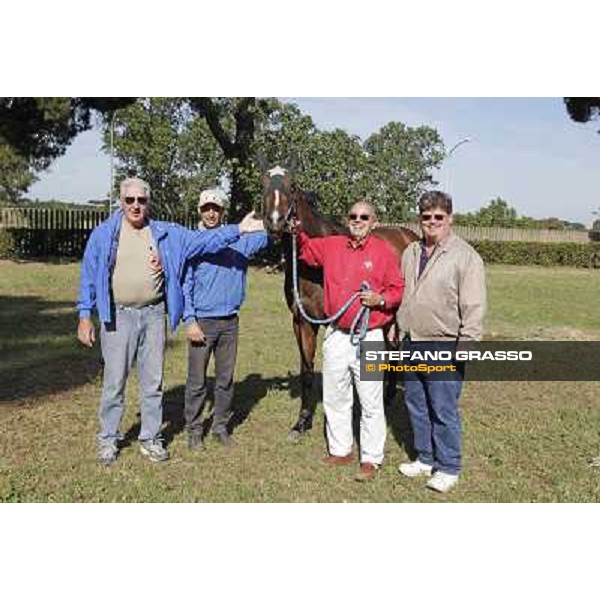 John D\'Amato, Gianluca Bietolini,Real Solution,Mr.Kenneth L.Ramsey and his son Jeff Rome - Capannelle training center, 18th may 2012 ph.Stefano Grasso