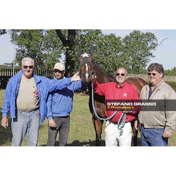 John D\'Amato, Gianluca Bietolini,Real Solution,Mr.Kenneth L.Ramsey and his son Jeff Rome - Capannelle training center, 18th may 2012 ph.Stefano Grasso