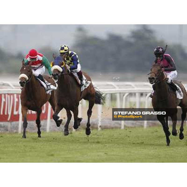 Robert Havlin on Feuerblitz,Umberto Rispoli on Wild Wolf and Fabio Branca on Smoking Joe at the last few meters to the post 129° Derby Italiano Better Roma - Capannelle racecourse, 20th may 2012 ph.Stefano Grasso