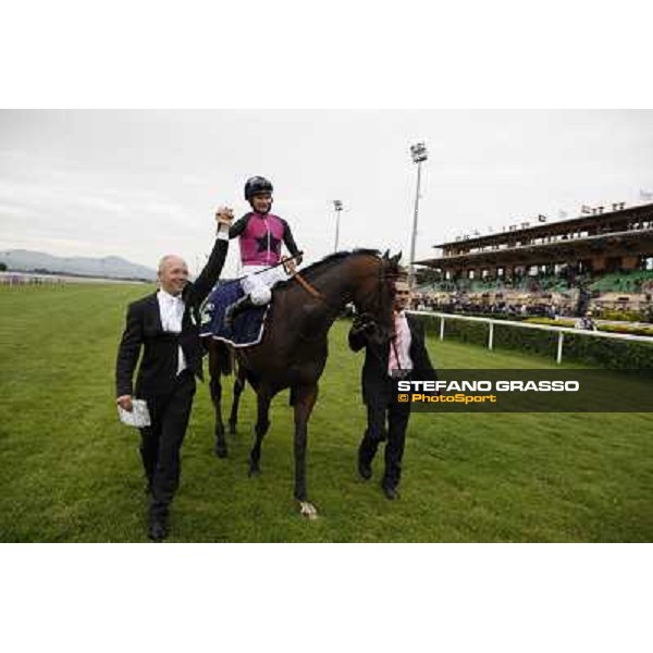 The winning connection of Feuerblitz after winning the race 129° Derby Italiano Better Roma - Capannelle racecourse, 20th may 2012 ph.Stefano Grasso