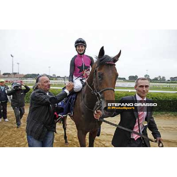 The winning connection of Feuerblitz after winning the race 129° Derby Italiano Better Roma - Capannelle racecourse, 20th may 2012 ph.Stefano Grasso