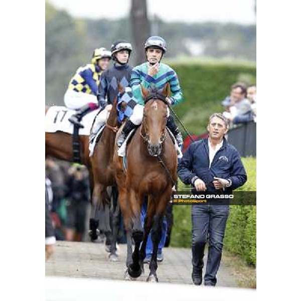 Dario Vargiu on Vola e Va enters the track 129° Derby Italiano Better Roma - Capannelle racecourse, 20th may 2012 ph.Stefano Grasso