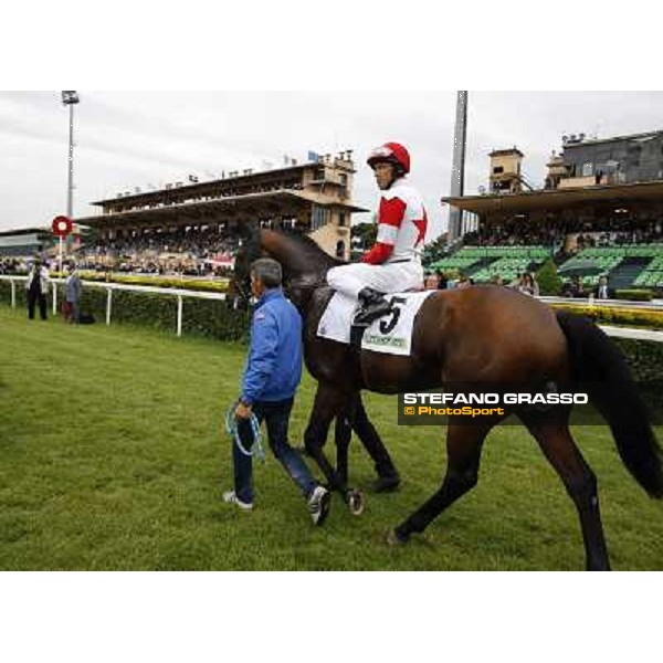 Frankie Dettori and Real Solution parade before the race 129° Derby Italiano Better Roma - Capannelle racecourse, 20th may 2012 ph.Stefano Grasso