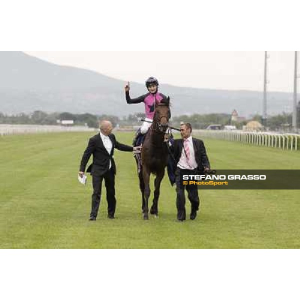 the winning connection of Feuerblitz after winning the 129° Derby Italiano Better Roma - Capannelle racecourse, 20th may 2012 ph.Stefano Grasso