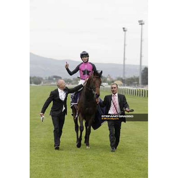 the winning connection of Feuerblitz after winning the 129° Derby Italiano Better Roma - Capannelle racecourse, 20th may 2012 ph.Stefano Grasso