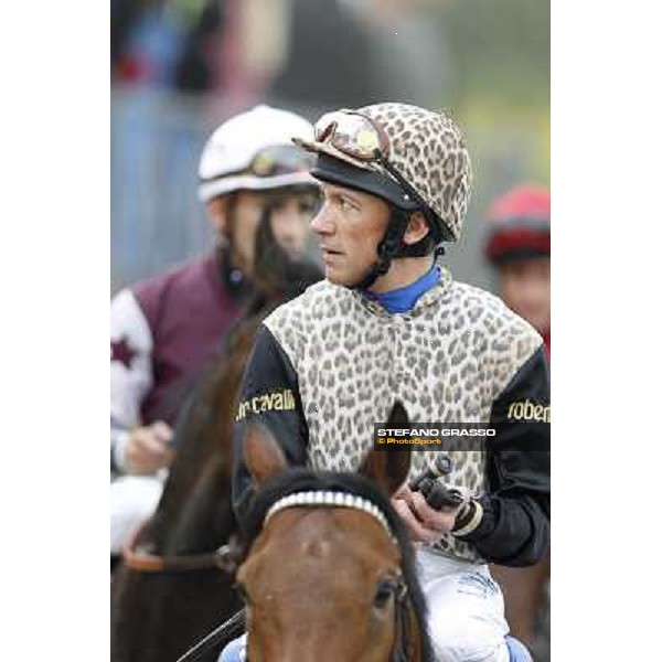 Frankie Dettori returns home on Frankenstein Roma - Capannelle racecourse, 20th may 2012 ph.Stefano Grasso