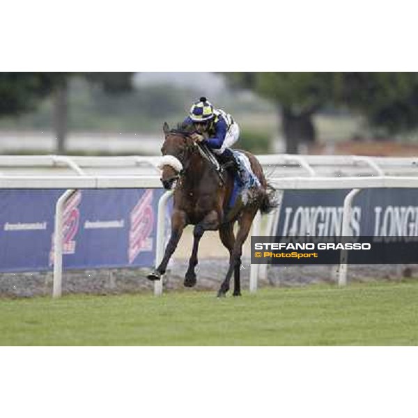 Fabio Branca on Silent Killer goes to win the Premio ITS ex Tullio Righetti Roma - Capannelle racecourse, 20th may 2012 ph.Stefano Grasso