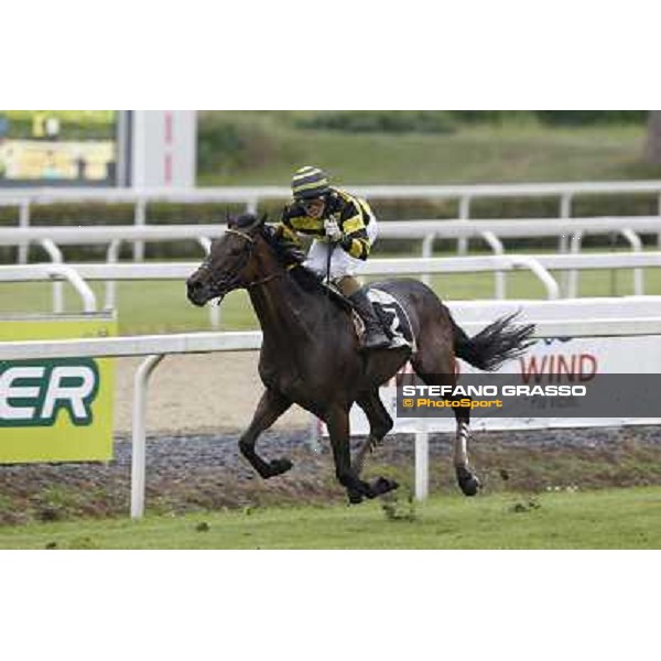 Federico Frommja on Zolango wins the Premio Domenico and Sergio Arnaldi Roma - Capannelle racecourse, 20th may 2012 ph.Stefano Grasso