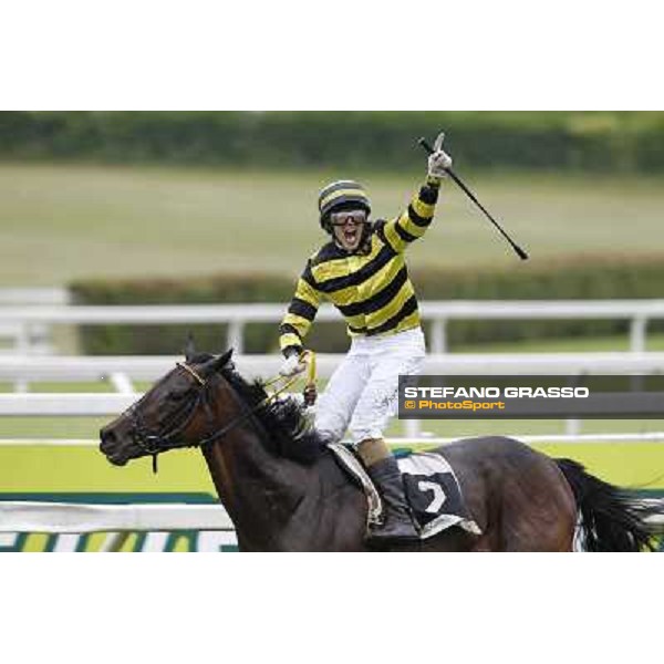 Federico Frommja on Zolango wins the Premio Domenico and Sergio Arnaldi Roma - Capannelle racecourse, 20th may 2012 ph.Stefano Grasso