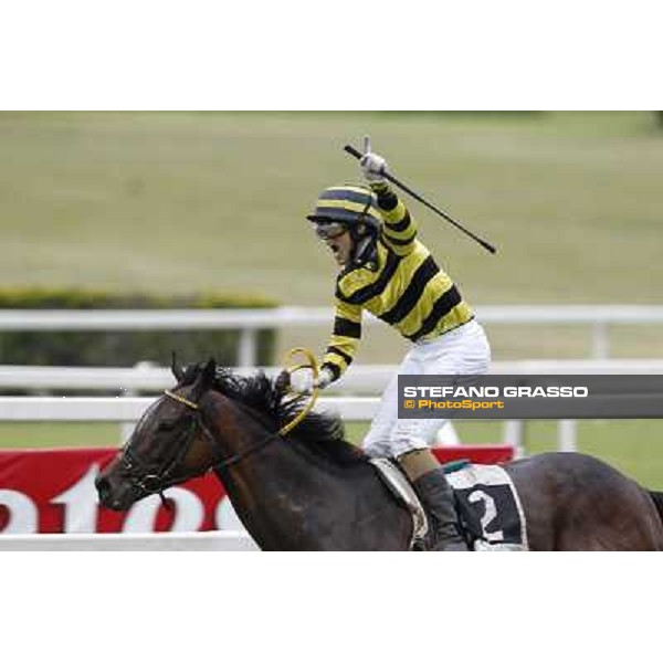 Federico Frommja on Zolango wins the Premio Domenico and Sergio Arnaldi Roma - Capannelle racecourse, 20th may 2012 ph.Stefano Grasso