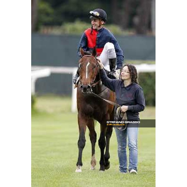 Carlo Fiocchi returns home on United Color after winning the Premio Tudini. Roma - Capannelle racecourse, 20th may 2012 ph.Stefano Grasso