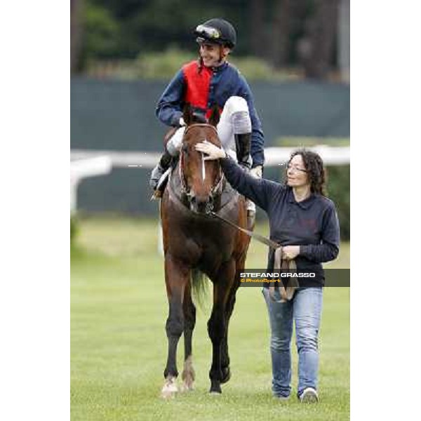 Carlo Fiocchi returns home on United Color after winning the Premio Tudini. Roma - Capannelle racecourse, 20th may 2012 ph.Stefano Grasso