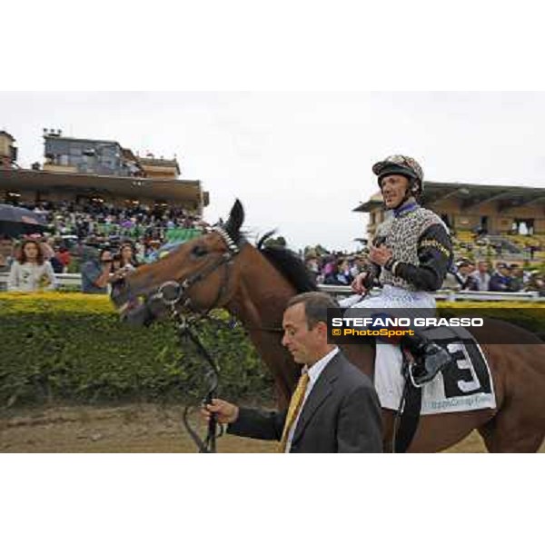 Frankie Dettori on Frankenstein returns home after the second place in the Premio Carlo D\'Alessio Roma - Capannelle racecourse, 20th may 2012 ph.Stefano Grasso