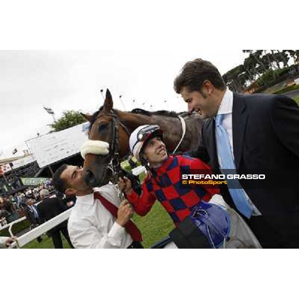 Cristian Demuro, Lake Drop and Stefano Botti after winning the Premio Carlo D\'Alessio Roma - Capannelle racecourse, 20th may 2012 ph.Stefano Grasso