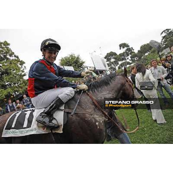 Carlo Fiocchi celebrates on United Color after winning the Premio Tudini Roma - Capannelle racecourse, 20th may 2012 ph.Stefano Grasso