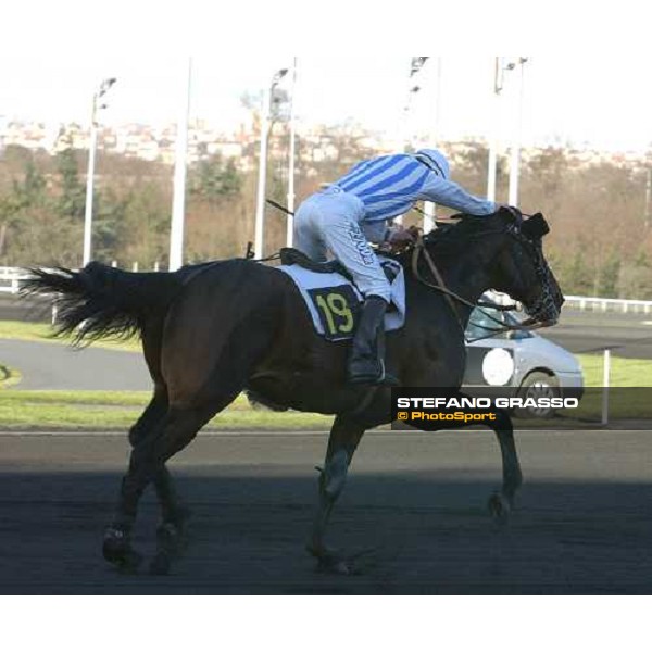 Vincennes, 23 Janvier 2004. Prix de Cornulier. \'JAG DE BELLOUET\' (Mathieu Abrivard) Photo: Jean-Charles Briens