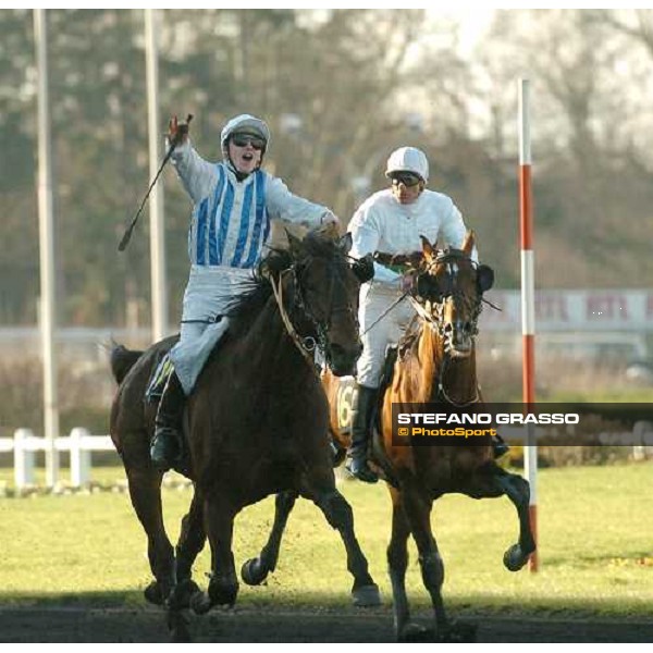 Vincennes, 23 Janvier 2004. Prix de Cornulier. \'JAG DE BELLOUET\' (Mathieu Abrivard)