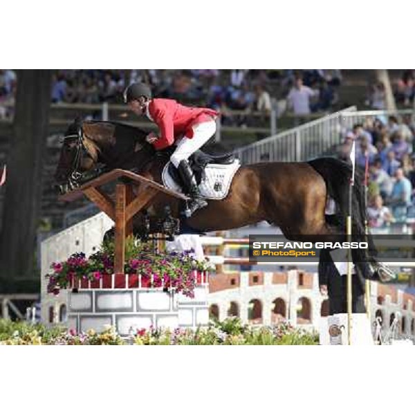 The Team of Germany wins the Nations\' Cup Marcus Ehning on Copin van de Broy Roma - Villa Borghese - 80° Csio Piazza di Siena, 25th may 2012 ph.Stefano Grasso