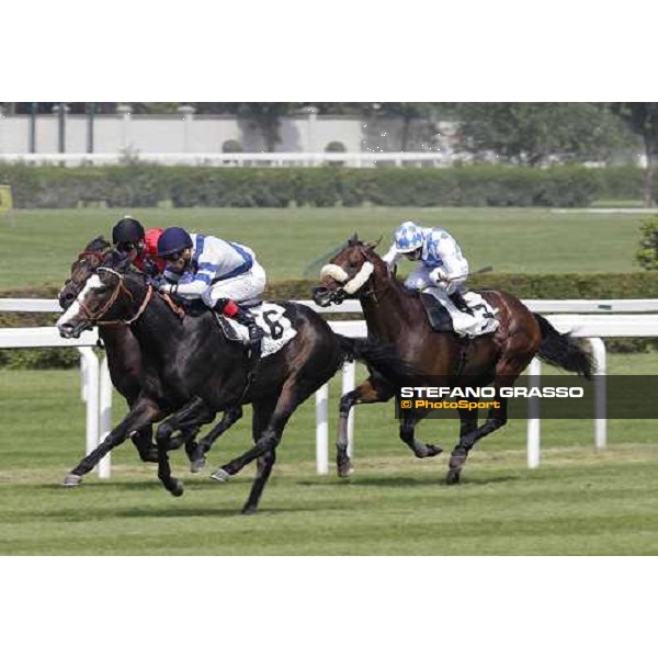 Mariolino Esposito and Vedelago go to win the Premio Carlo Vittadini ( Ex Turati) Milano - San Siro racecourse, 26th may 2012 ph.Stefano Grasso