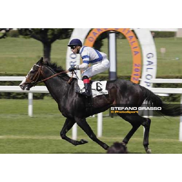 Mariolino Esposito and Vedelago win the Premio Carlo Vittadini ( Ex Turati) Milano - San Siro racecourse, 26th may 2012 ph.Stefano Grasso