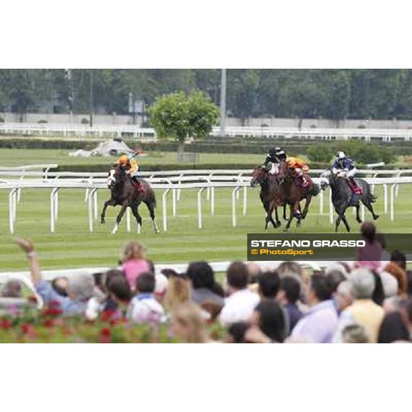 William Buick on Earl of Tinsdal goes to win the race followed by Quiza Quiza Quiza, Vadamar and Joshua Tree Gran Premio di Milano - Trofeo Snai Milano - San Siro galopp racecourse,10th june 2012 ph.Stefano Grasso