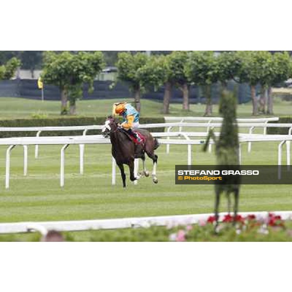 William Buick on Earl of Tinsdal goes to win the race. Gran Premio di Milano - Trofeo Snai Milano - San Siro galopp racecourse,10th june 2012 ph.Stefano Grasso