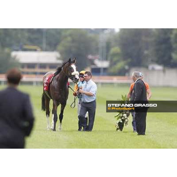 William Buick and Earl of Tinsdal after the triumph in the Gran Premio di Milano - Trofeo Snai Milano - San Siro galopp racecourse,10th june 2012 ph.Stefano Grasso