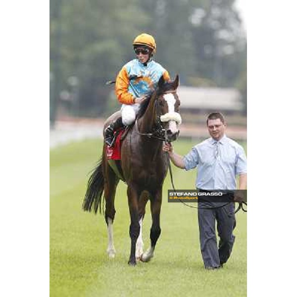 William Buick and Earl of Tinsdal after the triumph in the Gran Premio di Milano - Trofeo Snai Milano - San Siro galopp racecourse,10th june 2012 ph.Stefano Grasso