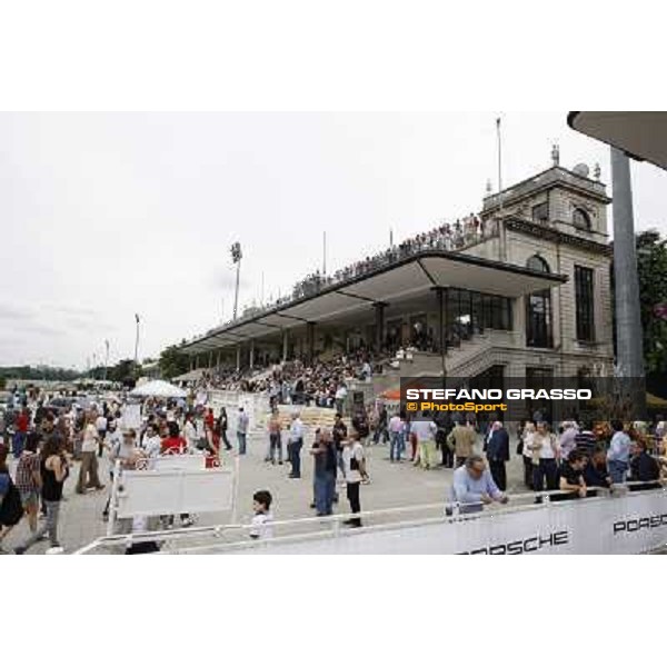 The Grandstand Gran Premio di Milano - Trofeo Snai Milano - San Siro galopp racecourse,10th june 2012 ph.Stefano Grasso