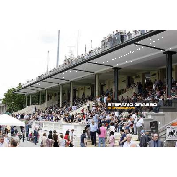 The Grandstand Gran Premio di Milano - Trofeo Snai Milano - San Siro galopp racecourse,10th june 2012 ph.Stefano Grasso