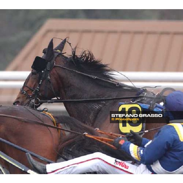 close up for Jag de Bellouet down the hill with Jos Veerbeck inside PAris Vincennes, 30th january 2005 ph. Stefano Grasso