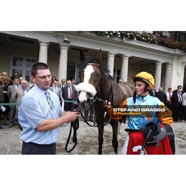 William Buick and Earl of Tinsdal after the triumph in the Gran Premio di Milano - Trofeo Snai Milano - San Siro galopp racecourse,10th june 2012 ph.Stefano Grasso