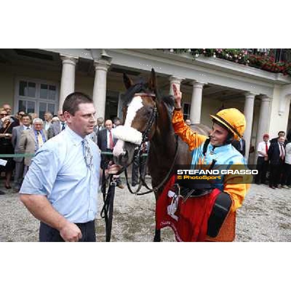 William Buick and Earl of Tinsdal after the triumph in the Gran Premio di Milano - Trofeo Snai Milano - San Siro galopp racecourse,10th june 2012 ph.Stefano Grasso