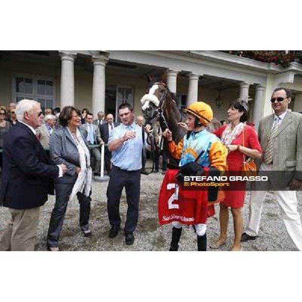 William Buick and Earl of Tinsdal with the winning connection after the triumph in the Gran Premio di Milano - Trofeo Snai Milano - San Siro galopp racecourse,10th june 2012 ph.Stefano Grasso