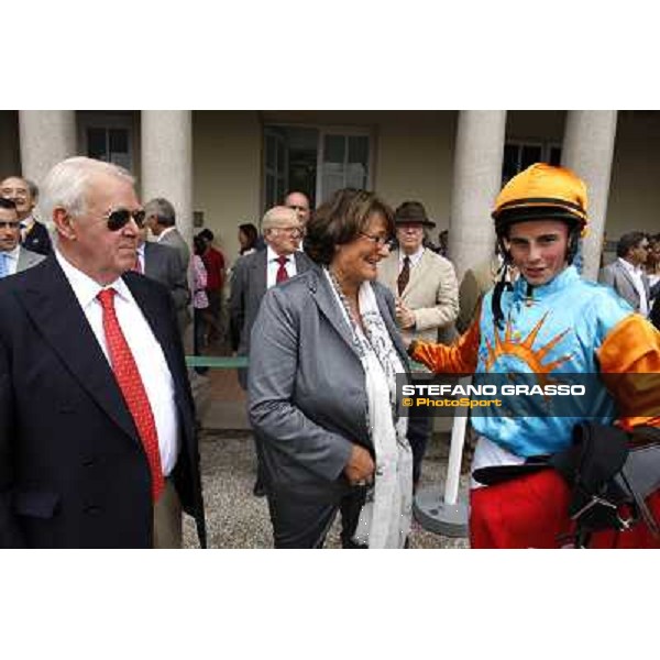 William Buick with the winning connection after the triumph in the Gran Premio di Milano - Trofeo Snai Milano - San Siro galopp racecourse,10th june 2012 ph.Stefano Grasso