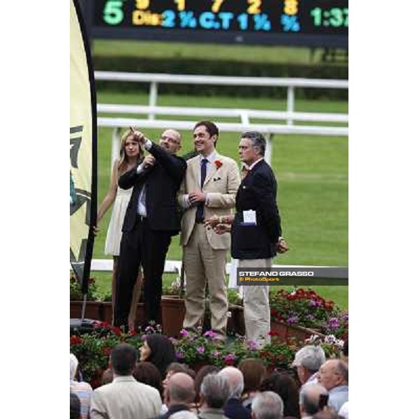 The prize giving ceremony of the Gran Premio di Milano - Trofeo Snai Milano - San Siro galopp racecourse,10th june 2012 ph.Stefano Grasso