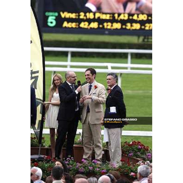 The prize giving ceremony of the Gran Premio di Milano - Trofeo Snai Milano - San Siro galopp racecourse,10th june 2012 ph.Stefano Grasso