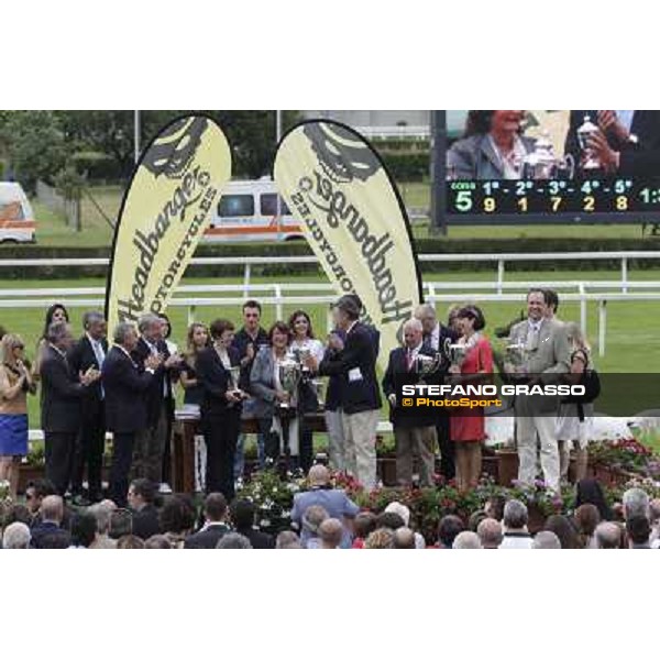 The prize giving ceremony of the Gran Premio di Milano - Trofeo Snai Milano - San Siro galopp racecourse,10th june 2012 ph.Stefano Grasso