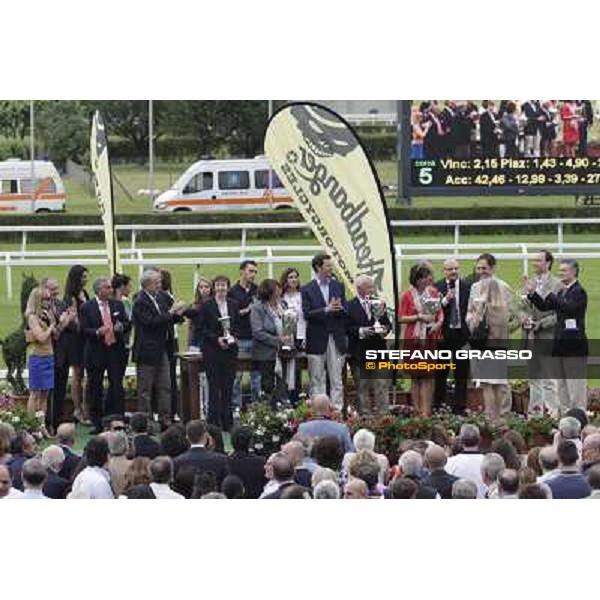 The prize giving ceremony of the Gran Premio di Milano - Trofeo Snai Milano - San Siro galopp racecourse,10th june 2012 ph.Stefano Grasso