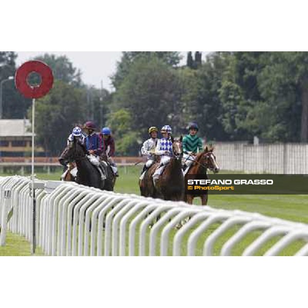 The horses of the Premio Bersaglio return home after the finish Milano - San Siro galopp racecourse,10th june 2012 ph.Stefano Grasso