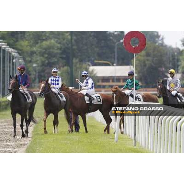 The horses of the Premio Bersaglio return home after the finish Milano - San Siro galopp racecourse,10th june 2012 ph.Stefano Grasso