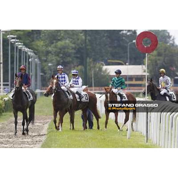 The horses of the Premio Bersaglio return home after the finish Milano - San Siro galopp racecourse,10th june 2012 ph.Stefano Grasso