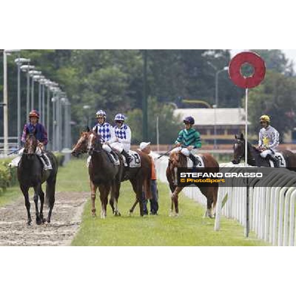 The horses of the Premio Bersaglio return home after the finish Milano - San Siro galopp racecourse,10th june 2012 ph.Stefano Grasso