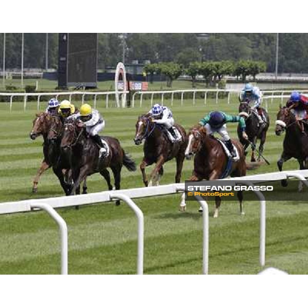 Dario Vargiu on Choisir Shadow goes to win the Premio Bersaglio beating Fabio Branca on Pandar Milano - San Siro galopp racecourse,10th june 2012 ph.Stefano Grasso