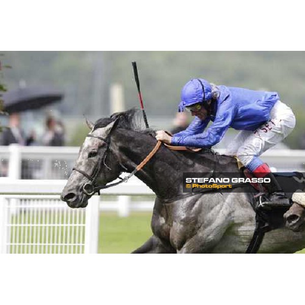 Frankie Dettori on Colour Vision wins the Gold cup Royal Ascot, third day, 21st june 2012 ph.Stefano Grasso