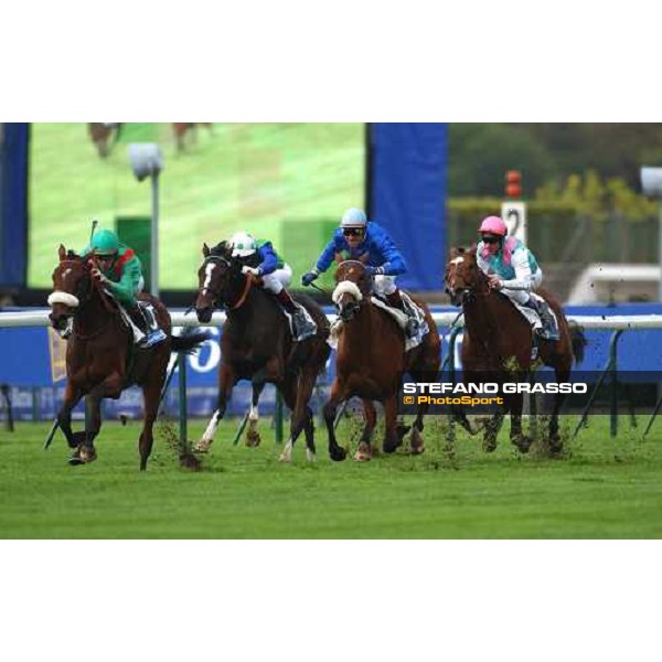 \'last meters of Prix Hubert de Chaudenay Casino Barriere de Menton- at left Soumillon on Behkara beats Boeuf on Risk Seeker Paris, Hippodrome de Longchamp oct. 4 2003-ph.Stefano Grasso\' 