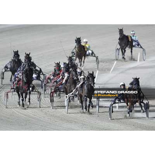 Enrico Bellei and Pascià Lest lead the group and go to win the Gran Premio Nazionale - Memorial Gianni Ferraris Milan - San Siro trot racecourse, 30th june 2012 ph.Stefano Grasso
